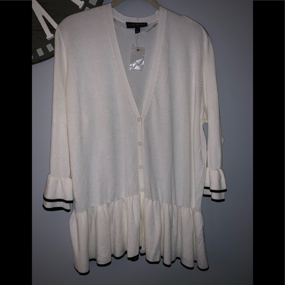 Lane Bryant cardigan off white button front flutter hem sweater 14/16